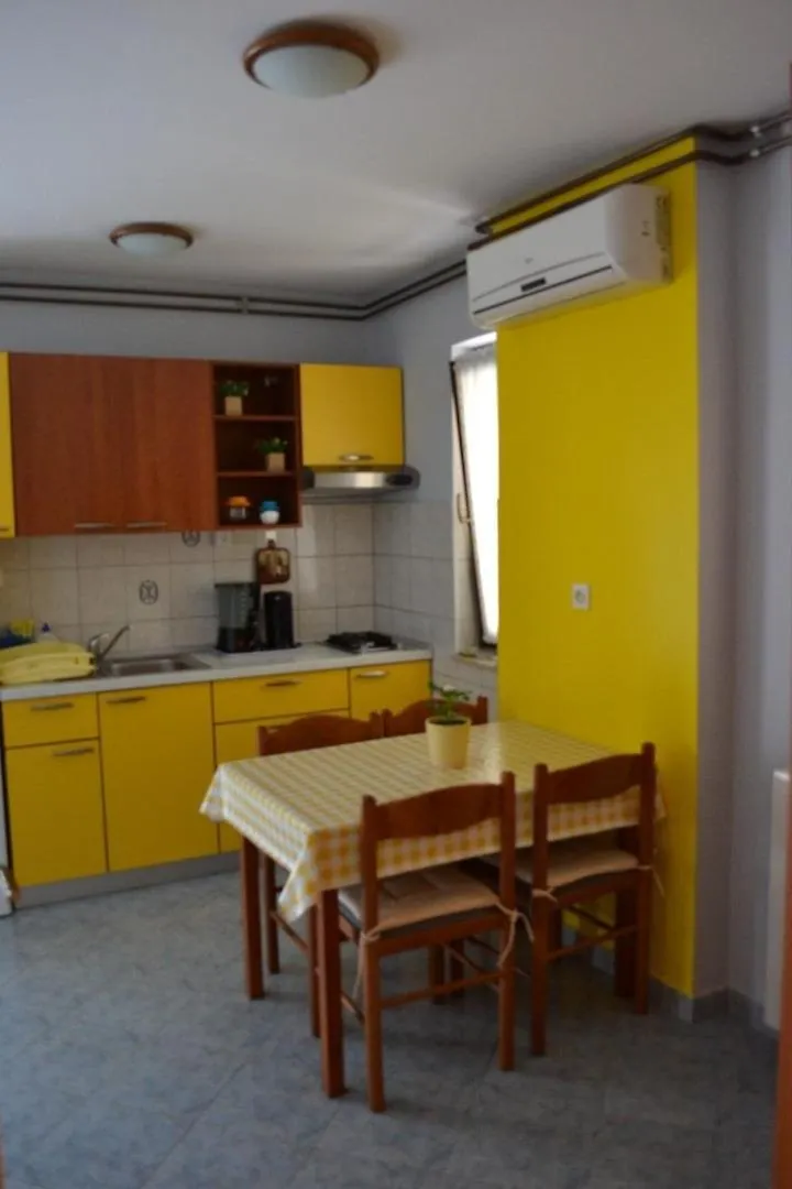 Apartments And Rooms With Parking Space Porec - 24373 0*,