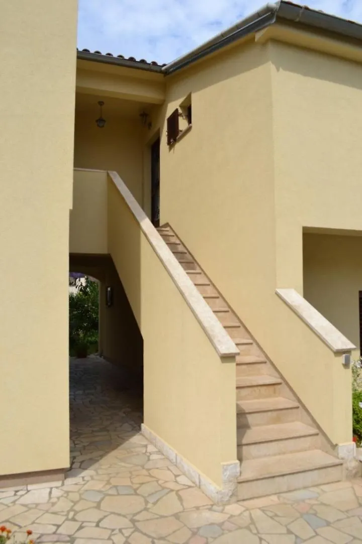 Apartments And Rooms With Parking Space Porec - 24373 Gæstehus